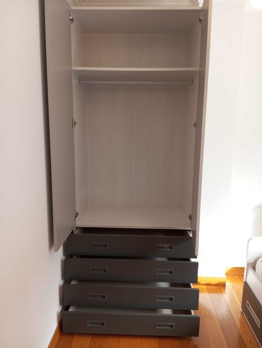 Cama de Solteiro + Armário