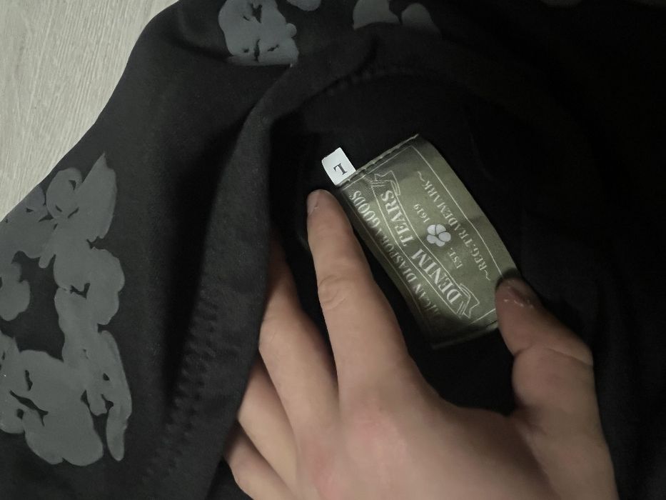 Чорна кофта Denim Tears