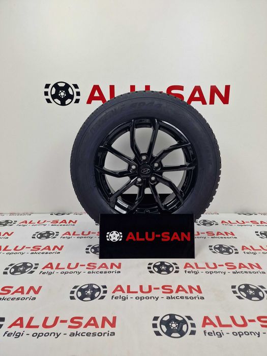 Nowe koła zimowe Hyundai 17" 5x114,3 Tucson 215/65R17 Toyo +TPMS
