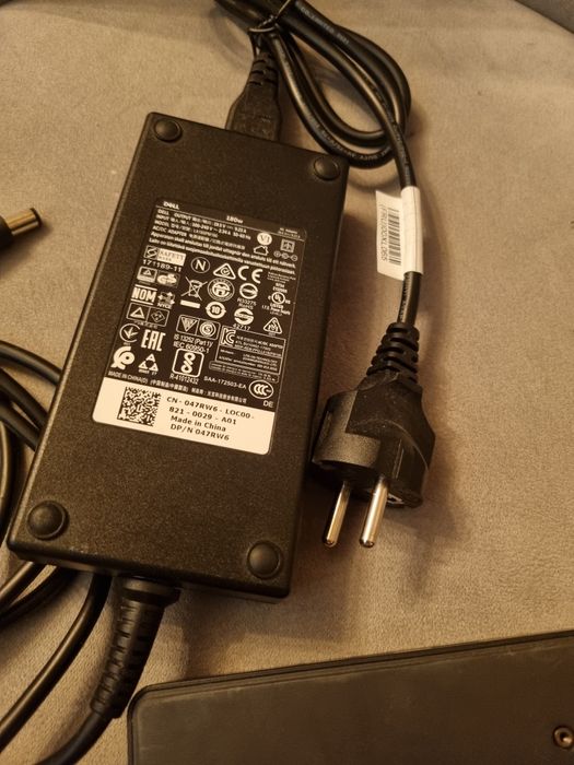 Dell WD15 stacja dokująca plus zasilacz