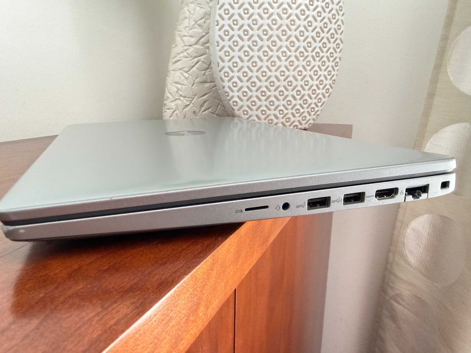 Dell Latitude 5540|i7-1370P c/14 Cores|16G|512G|Geforce MX550|Garantia