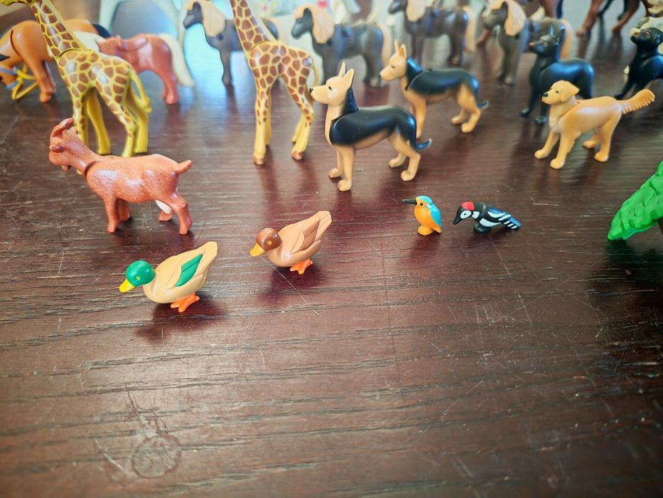 Playmobil elementy- zwierzęta (konie, ptaki, małpy,kaczki), drzewa