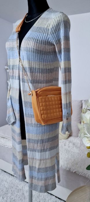 Kardiganek w paski" Atmosfere ".