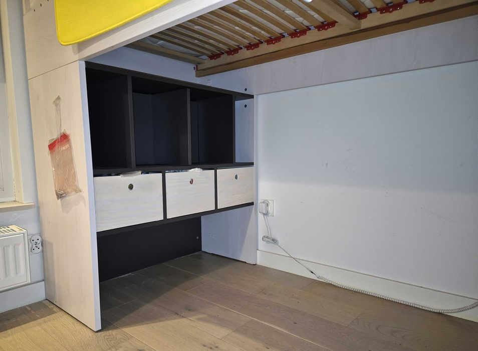 Łóżko VOX z wyposażeniem Multi Nest