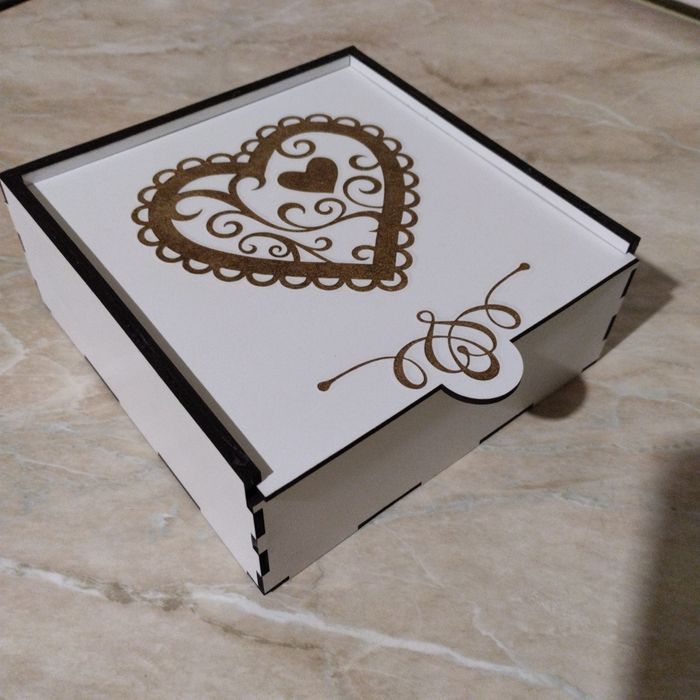 Шкатулка подарункова