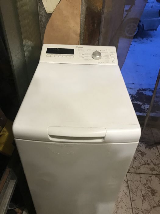 Продам стиральную машинку Вирпул
