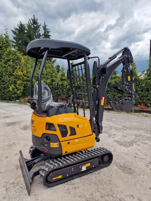 Mini Koparka Berger Kraus BK1700JS z osprzętem KUBOTA D902
