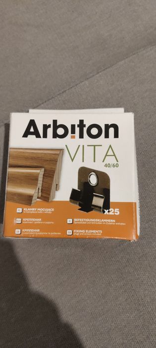 Klamry mocujące listwy przypodłogowe 4 opakowania