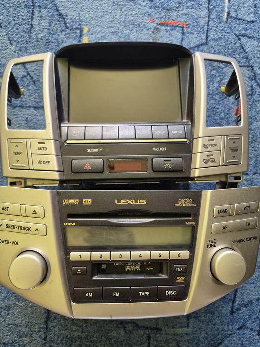 Nawigacja car audio.Lexus RX400h