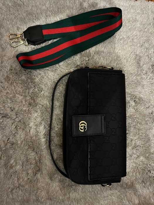 Mala Gucci com duas alças