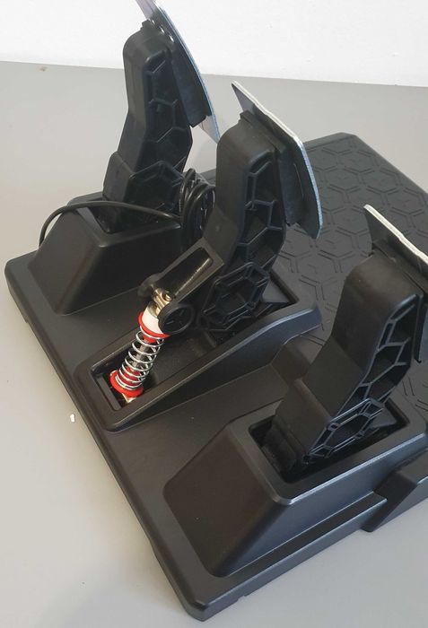 Kierownica Thrustmaster T248   PC / PS4 / PS5