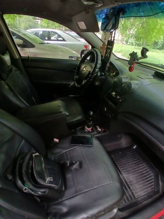 Продам машину Chevrolet Aveo