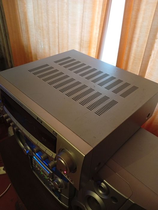 Музичний центр Aiwa,+ підсилювач Even.