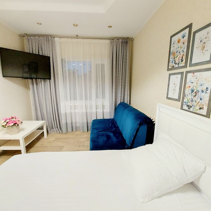 2кк.Люкс. +стоянка,подобово,погодинно 700грн.