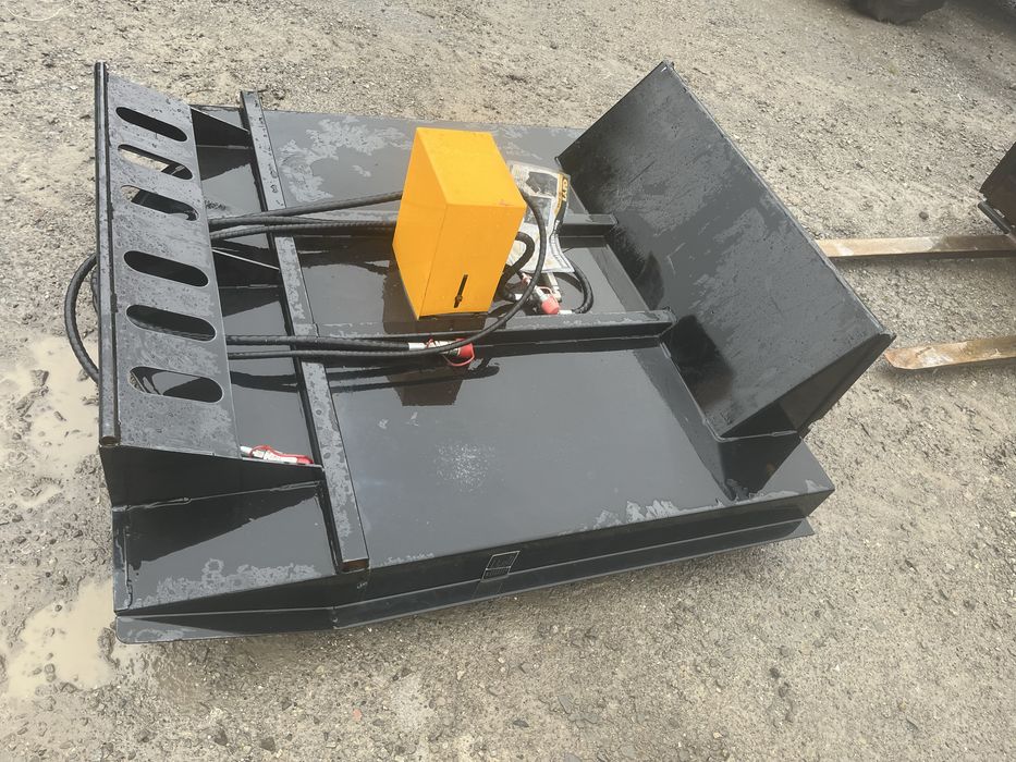 Kosiarka hydrauliczna Nowa do ładowarki bobcat do mini ladowarki