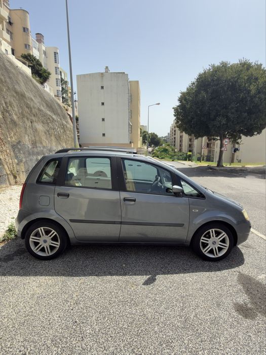 Fiat Ideia 1.3 2004 Gasolina