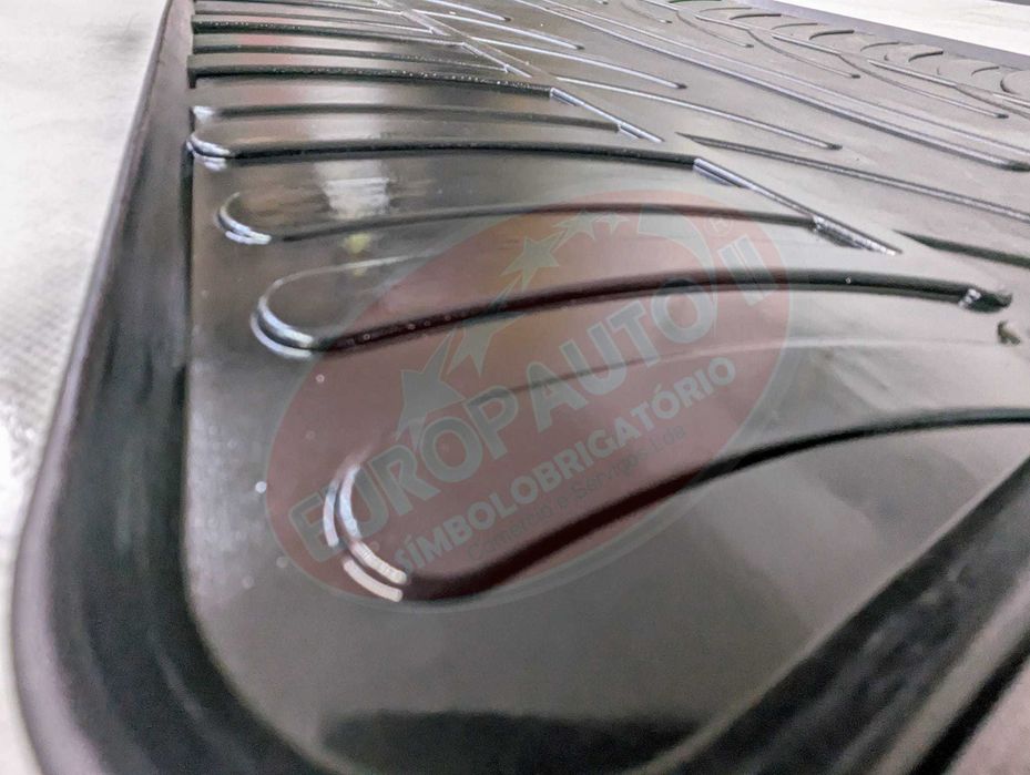 Tapetes em Borracha para Renault Megane IV