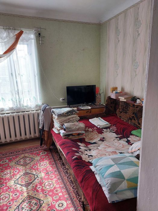 Продаж житлового будинку