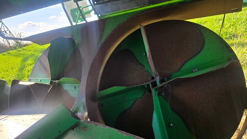 Комбайн свіжопривезений  Дон дір 9560 тільки2700мтг 4.8м.