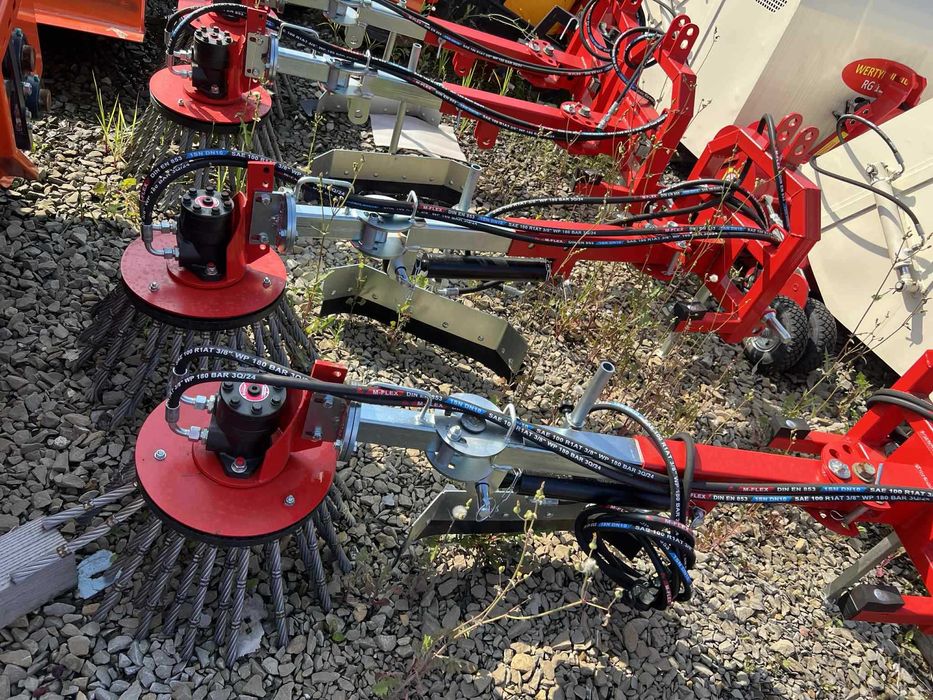 Odchwaszczarka rotacyjna na tuz hydrauliczna nowa transport