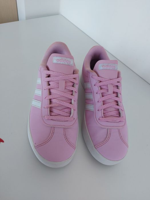 Buty trampki Adidas w rozmiarze 37 1/2