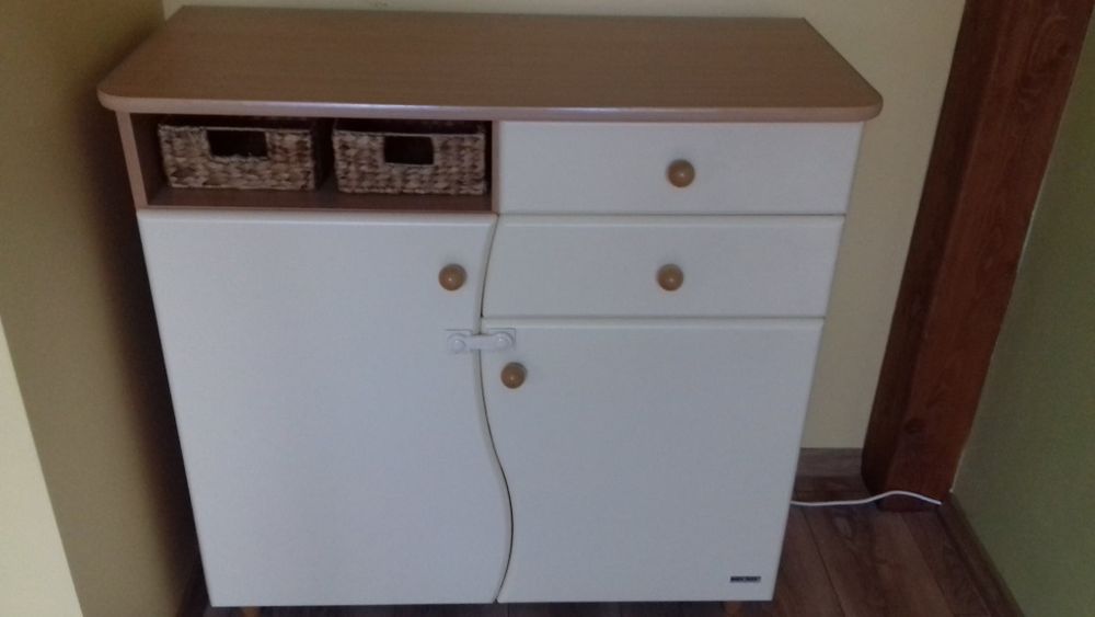 Zestaw mebli dzieciecych