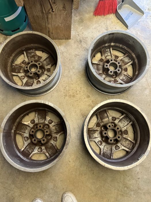 Monoblocks 17” RH