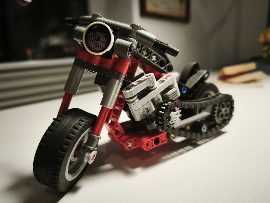 Lego technic motorcycle 42132