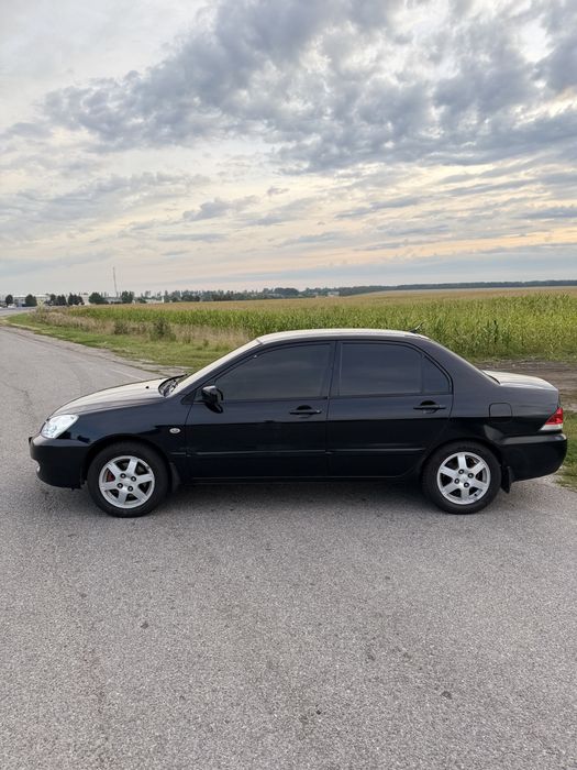 Mitsubishi Lancer 9