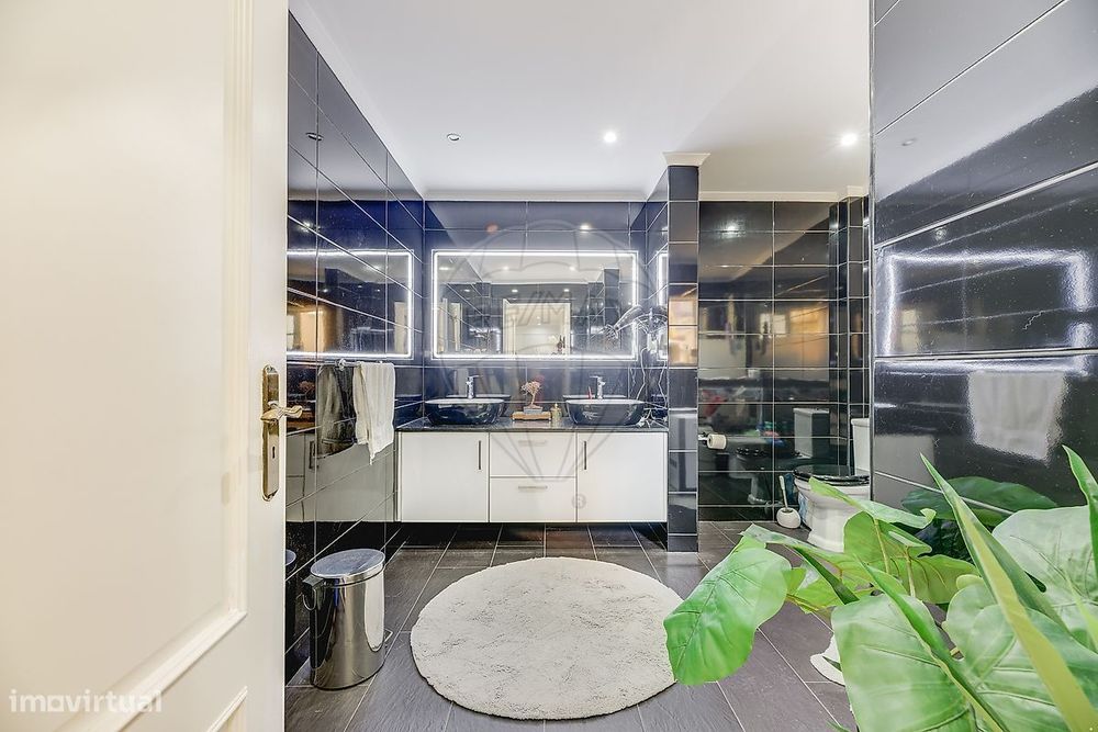 Apartamento T4 para venda