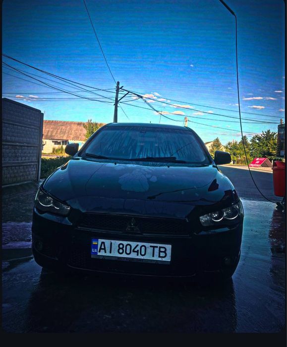 Mitsubishi lancer 10