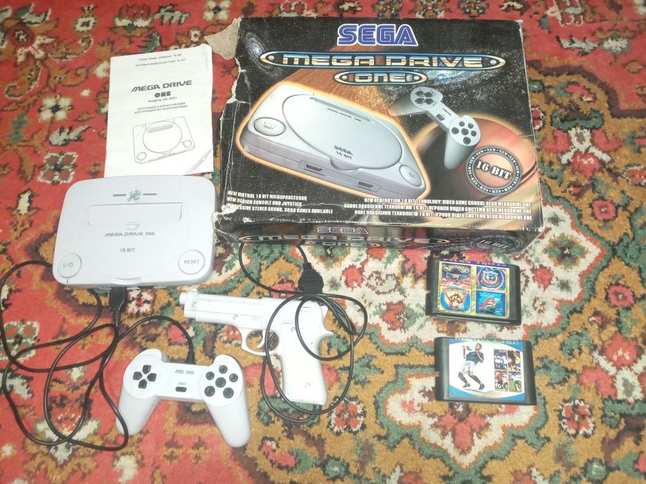 Продаёться Sega 16 bit рабочая но не весь комплект
