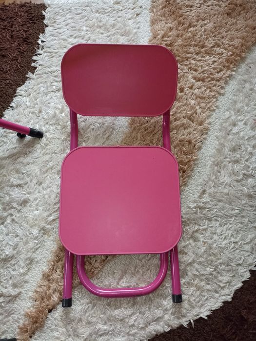 Продам стіл з кріслом