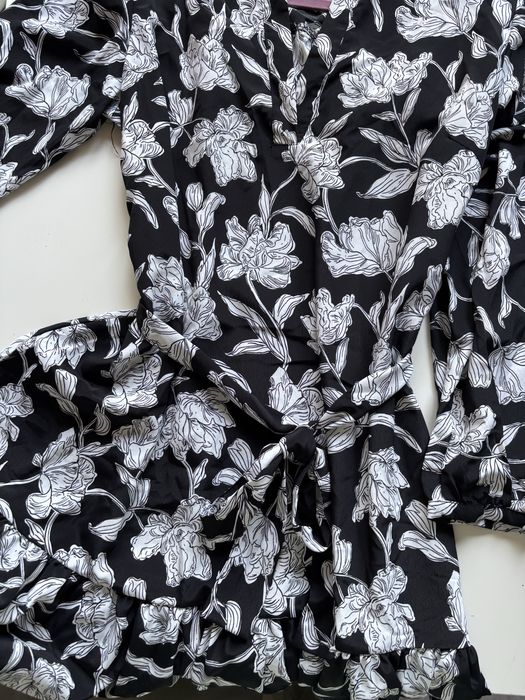 Zwiewna sukienka ciazowa