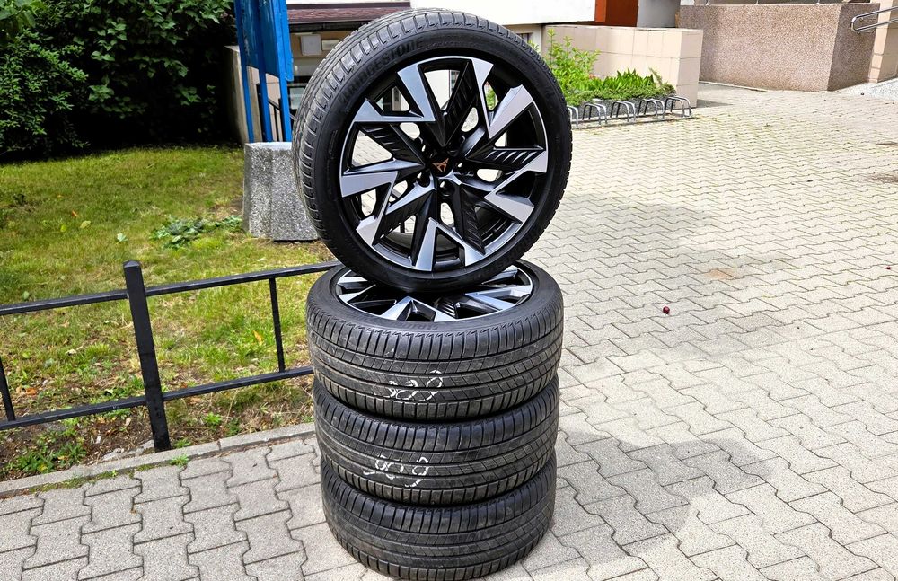 Cupra Formentor Koła 19 Cali Sandstorm Bridgestone Turanza T005 Lato Jak Nowe !!!