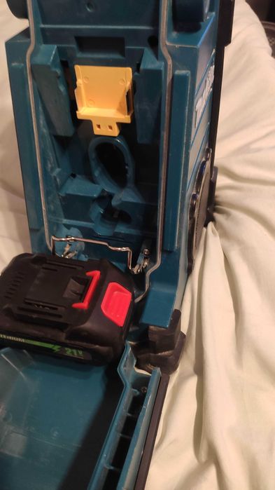 radio budowlane MAKITA