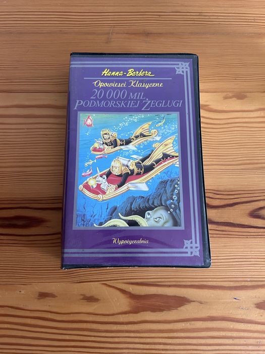 Kaseta VHS "20000 mil pomorskiej zeglugi"