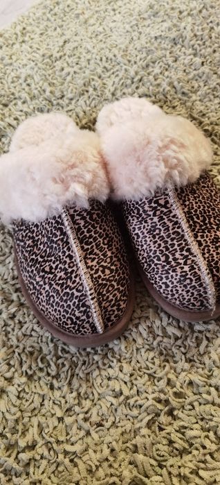 Kapcie z naturalnego futra hush puppies