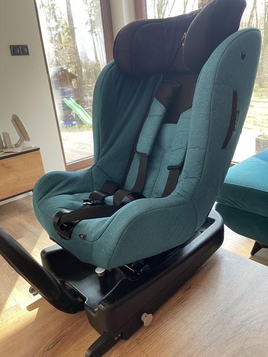 Fotelik samochodowy Axkid Modukid + baza ISOFIX, RWD (jazda tyłem)