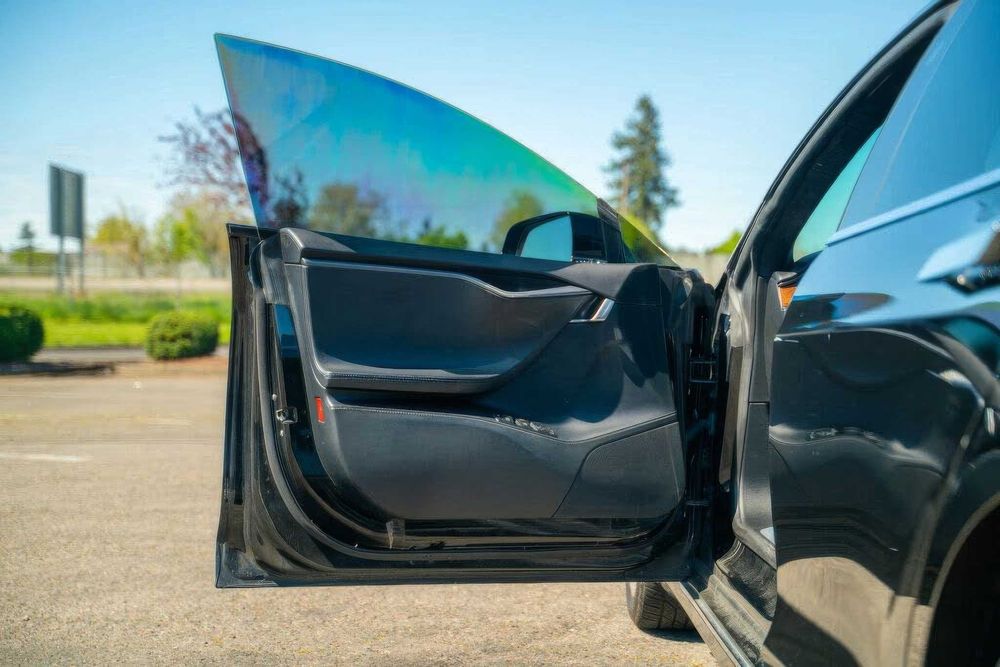 Tesla Model S      2018
