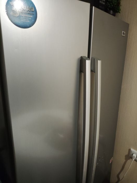 Холодильник-морозильник LG