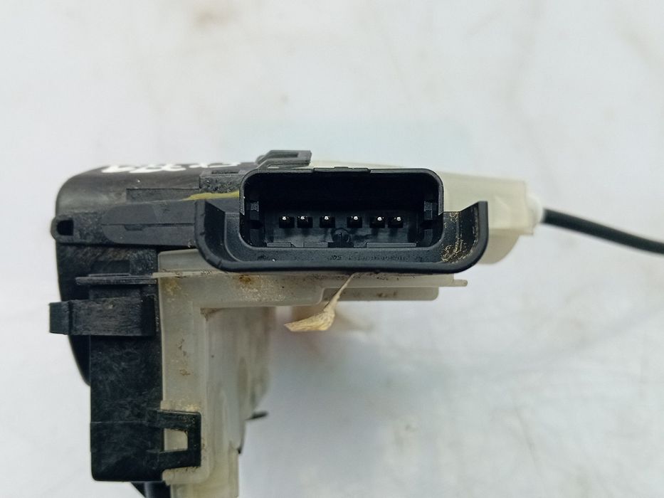 Fechadura / fecho porta frente esquerdo CITROËN C3 III (SX)