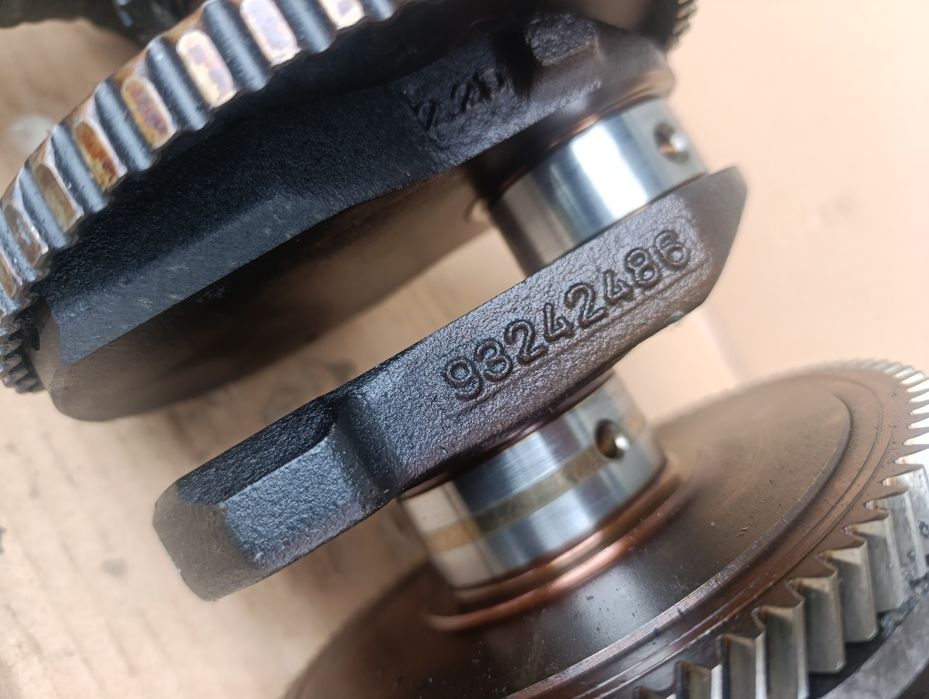 Коленвал колінвал 2.2 16V X22SE Y22SE Y22XE Z22XEOpel Omega Frontera