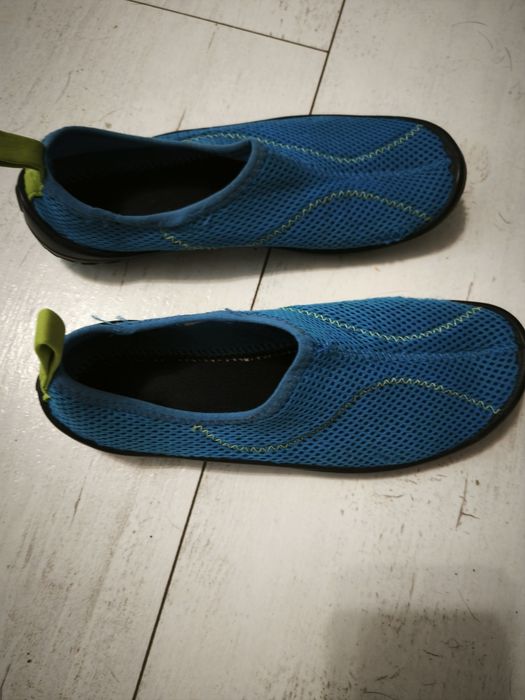 buty do wody na kamienista plaze 35