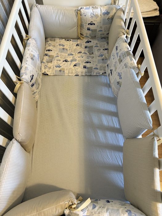 Продам кроватку с матрацом