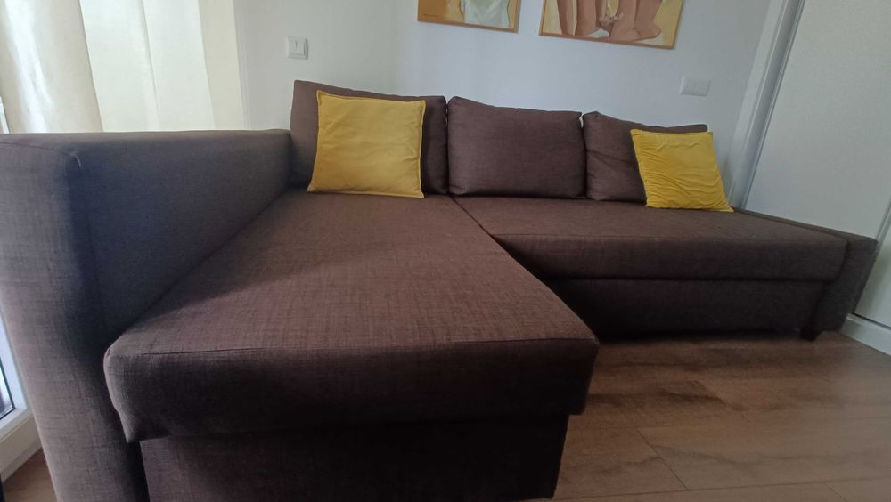 Sofá com chaise longue Ikea