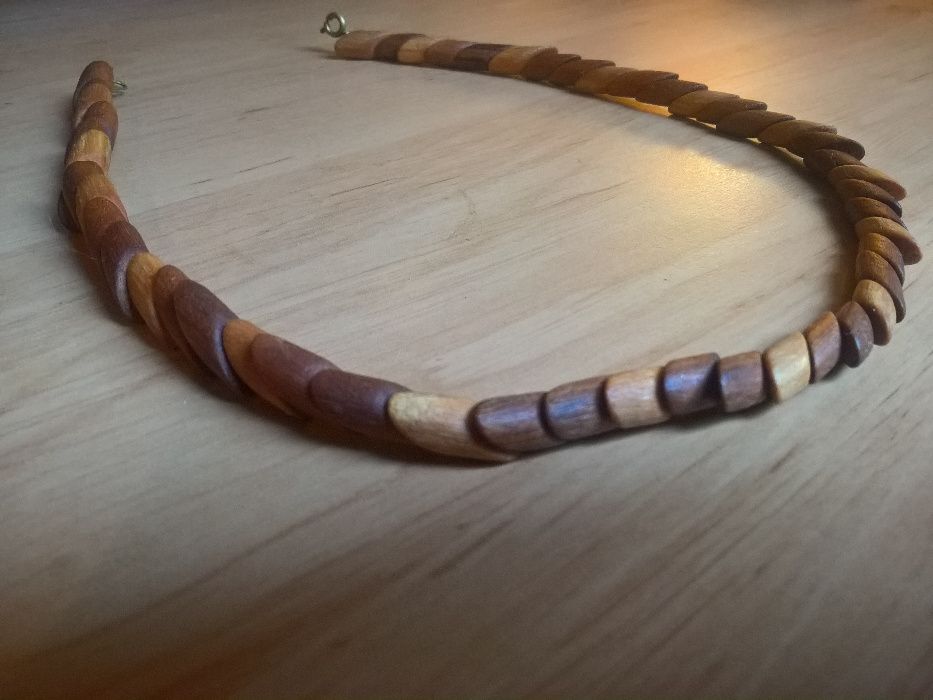 Koraliki drewniane w stylu etno.