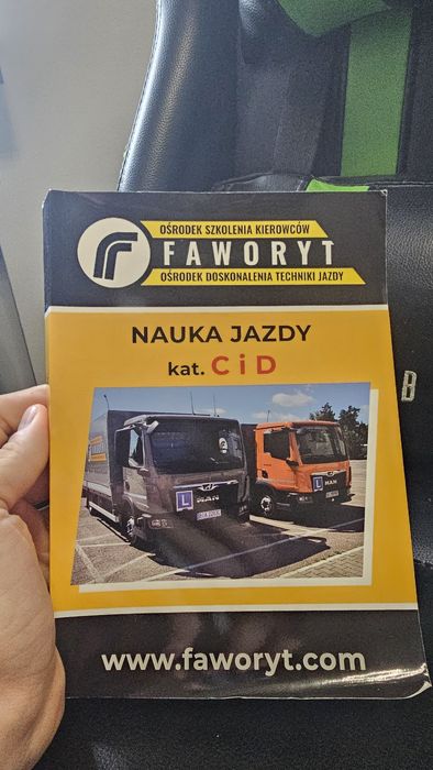 Książka numauka jazdy