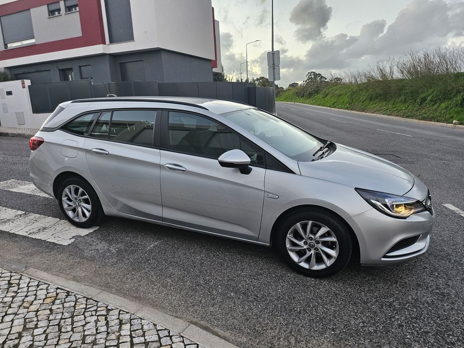 Opel astra  caravan 2018 1.6 cdti