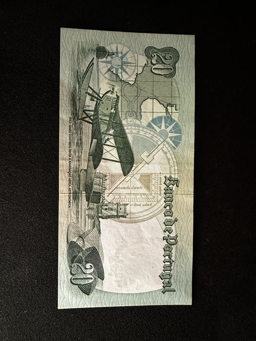 Nota imaculada de 20 escudos.
